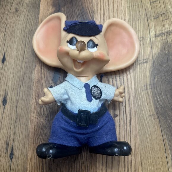 VINTAGE RARE RETRO MOUSE POLICE OFFICER PETE HURON PRODUCTS CO. PLASTIC KITSCH - Picture 1 of 16